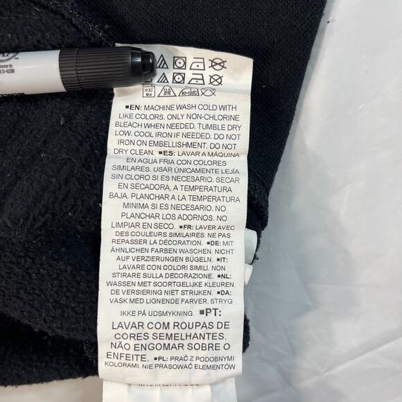 Fanatics WWE Black Pullover Hoodie Adult Size M Wrestling Logo Sweatshirt Unisex - Picture 9 of 10